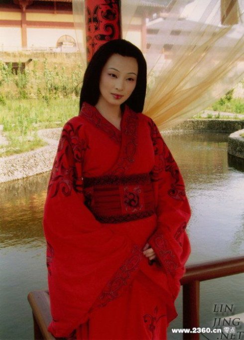 古典<em>气质女演员</em>林静温馨十足的混搭小家-房产