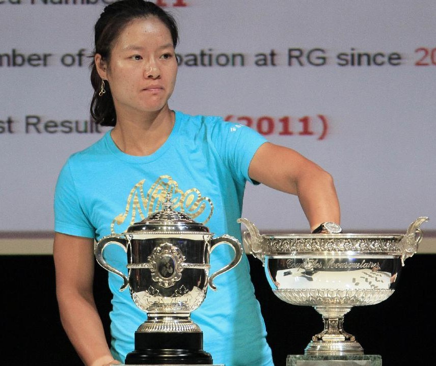  娜姐 开启法网卫冕征程 能否重演神奇六月?-和