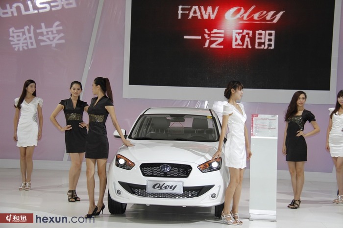 <em>2012</em>南京车展首日花絮 <em>美女热舞</em>引爆全场-汽车