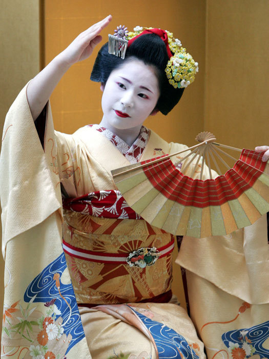 组图:古画魅影 解开日本艺妓妆容的神秘面纱