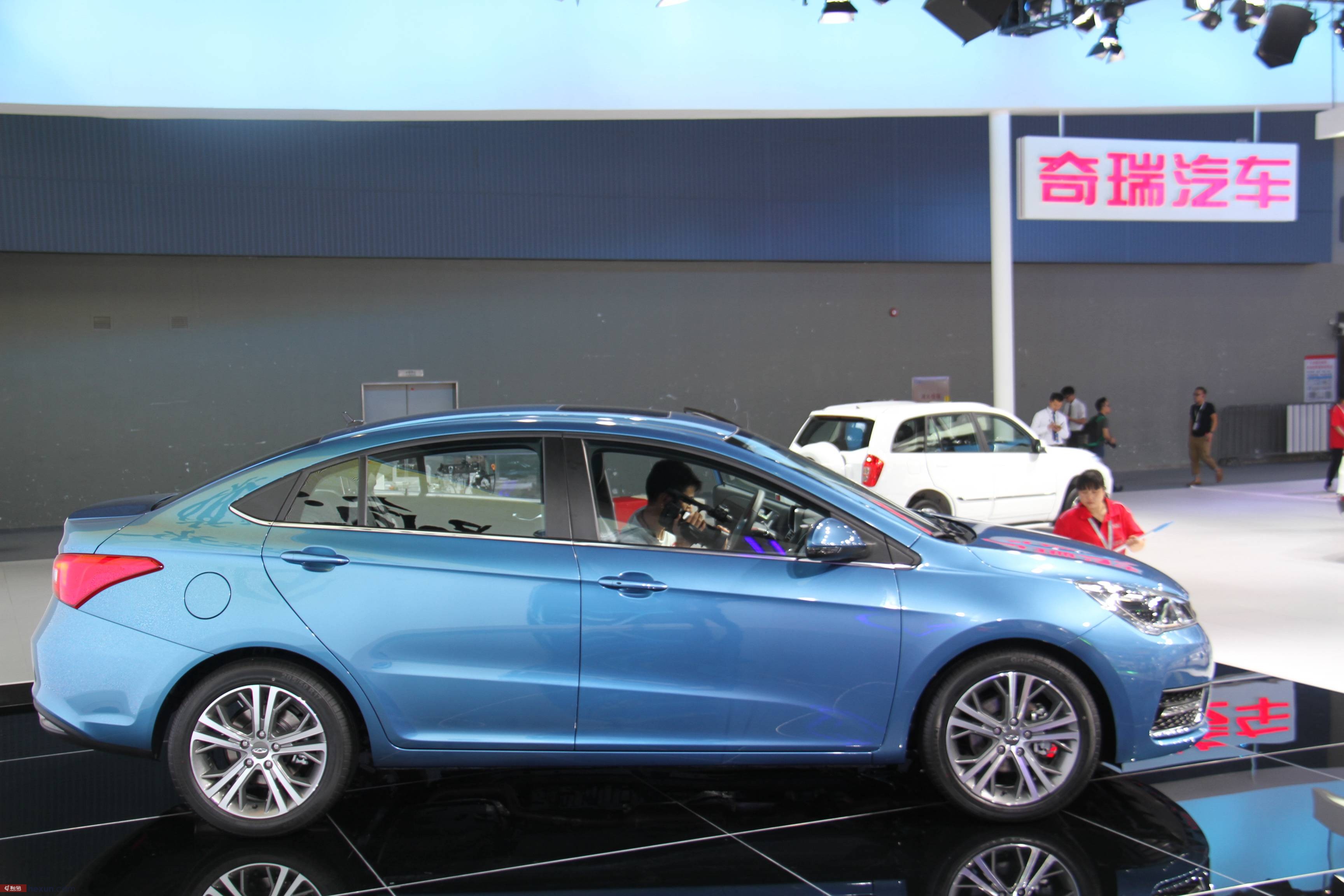 2015广州车展 奇瑞艾瑞泽5实拍