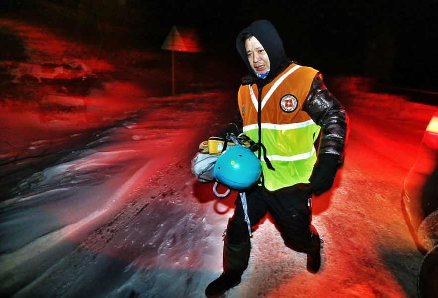 北京2驴友被困灵山冻死