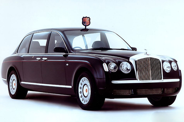 车轮上的英国女王 伊丽莎白二世座驾盘点